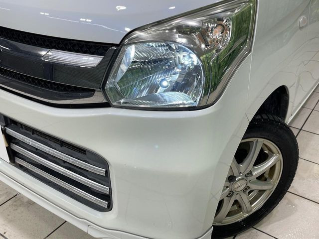 �yLED�w�b�h���C�g�z���V����ԑ��s�����ǍD�Ȏ��E���m�ۂ����S���ĉ^�]�ł��鍂�P�xLED�w�b�h���C�g�𑕔�!�_�����x�������A����d�͂��}�����Ă��܂��B