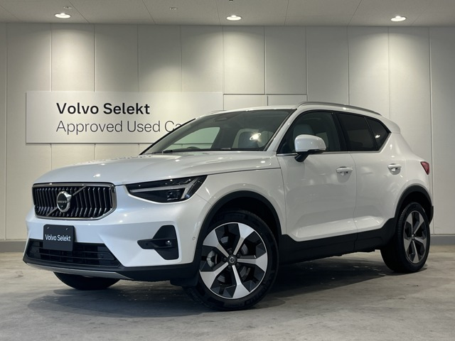 XC40ウルトラ B4 AWD 4WD