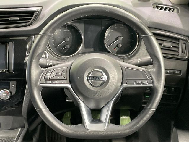 �y�����v�����X�e�A�����O�z�㎿�Ȋv���g�p���邱�ƂŁA��ɂ����������݂ƂĂ��^�]���₷���n���h���ł���