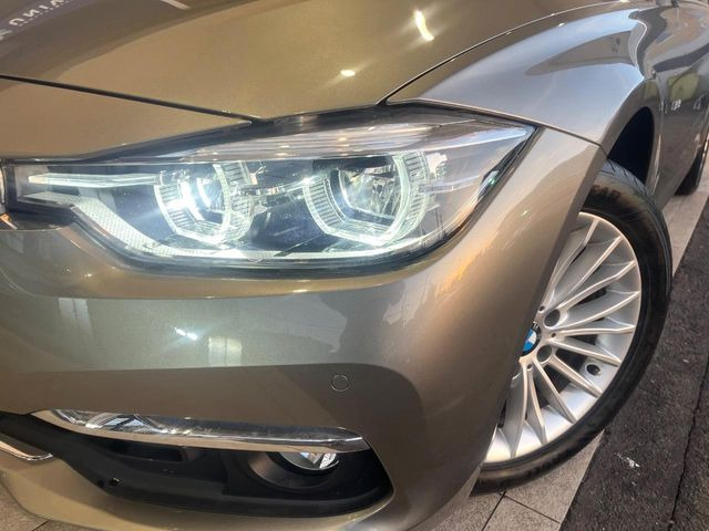 ��LED�w�b�h���C�g:��ԑ��s�����ǍD�Ȏ��E���m�ۂ����S���ĉ^�]�ł��鍂�P�xLED�w�b�h���C�g�𑕔�!�_�����x�������A����d�͂��}�����Ă��܂��B