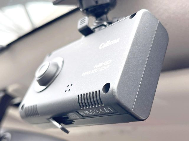 �y�h���C�u���R�[�_�[�z�h���C�u���R�[�_�[����!���s���͂������A������^�]�⎖�̂ɑ��������ہA�f���ŋL�^���A����̃��X�N�ɔ����܂��B���L�^�pSD�J�[�h�͂��q�l�����g�ł��������������K�v������܂��B