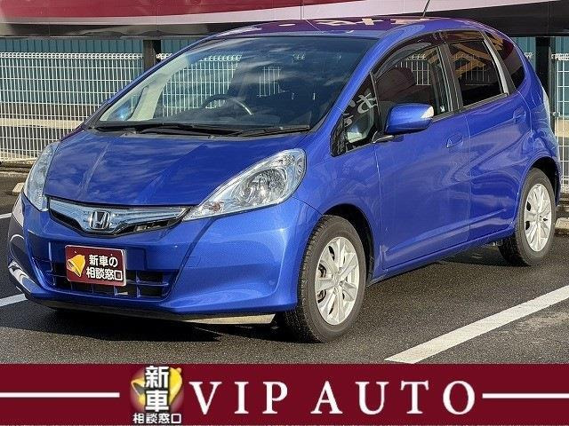 フィットハイブリッド1.3 ナビプレミアムセレクション