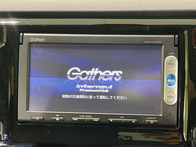 �y�����i�r�z�l�C�̏����i�r�𑕔����Ă���܂��B�i�r�̎g���₷���͂������A�I�[�f�B�I�@�\���[��!�L�����v�◷�s�͂������A�ʋ΂┃�����ȂǕ��i�̃h���C�u���y�����Ȃ�͂���