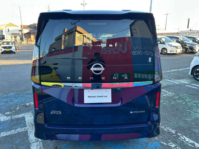 セレナ1.4 e-POWER ハイウェイスターV