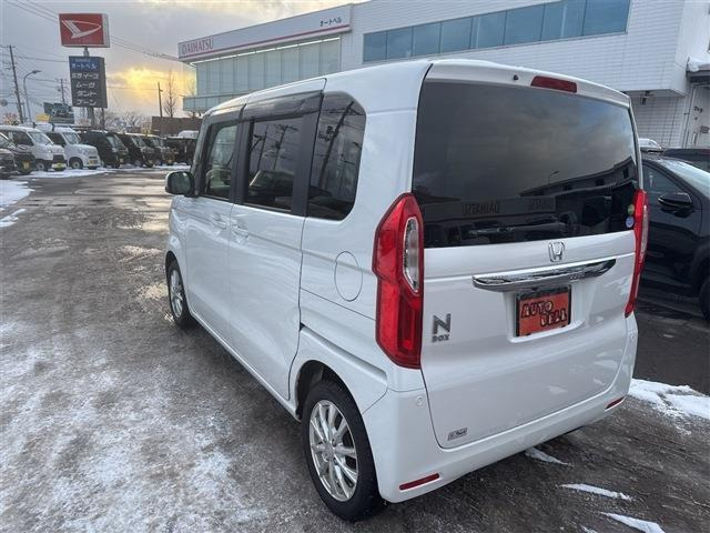 �݌ɎԂ́A�F�X�ȎԎ킪�������p�ӂ������Ă���܂��B