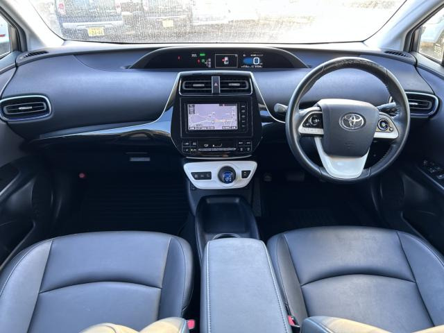 プリウス1.8 S ツーリングセレクション