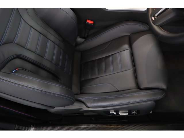 �y���y���C�I�t�@�N�g���[�Z���^�[�z�A���Ԑ��H��n�����J�j�b�N�̂ق��A �T�[�r�X�X�^�b�t���ݐЂ��v���ɂ�����ꂪ�\�ł��B�Z�[�t�e�B���[�_�[�ɂĂ��q�l�̂�����܂Ńs�b�N�A�b�v�T�[�r�X���s���Ă���܂��B