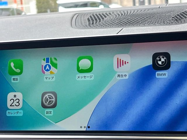 ��Apple Car Play:�X�}�z�Ƃ̗L���ڑ��ŁA�i�r�E�I�[�f�B�I�Đ��ȂǃX�}�z�̃A�v���@�\����ʂł��g����֗��@�\�ł�!