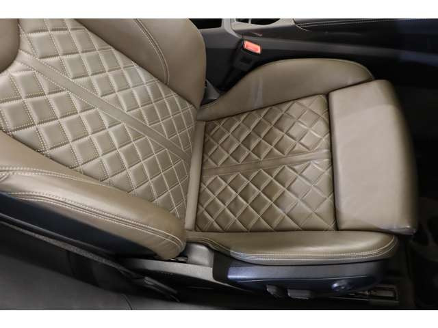 �E�A�V�X�^���X�p�b�P�[�W�A�h�o���X�g  -�N���[�Y�R���g���[��  -�A�E�f�B�T�C�h�A�V�X�g�E  -�A�E�f�B�A�N�e�B�u���[���A�V�X�g   -�����r���[�J����  -�A�E�f�B�z�[���h�A�V�X�g