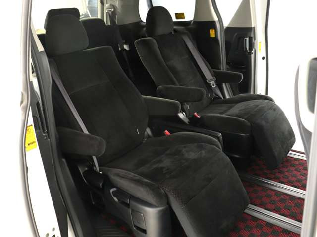 �y�I�b�g�}���t���Z�J���h�V�[�g�z�ő�800mm�̃����O�X���C�h�V�[�g�ƃI�b�g�}���@�\�ɂ�葫���y�X�L�΂������\�ł�!�܂��A�Ђ��|��������܂��̂ŁA���K�ȃh���C�u�����y���݂��������܂�!