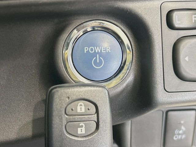 �y�X�}�[�g�L�[�z�J�o����|�P�b�g�ɓ��ꂽ�܂܂ł��h�A�̎{���E�������\�ȃX�}�[�g�L�[�𑕔��B�G���W���̃I���E�I�t�����J�M�����o���K�v����������Ƃ��Ă��֗��ł���