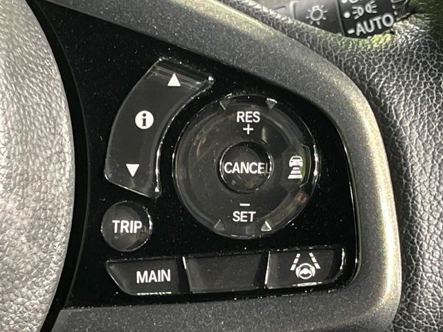 �y�A�_�v�e�B�u�N���[�Y�R���g���[���z�������H�ł̒��������s���y��!!�����ő��x��ۂN���[�Y�R���g���[�����A�Փˌy���V�X�e���ƘA�g���A�O���̎ԗ������m���ĎԊԂ�ۂ悤�ɑ��x���߂��Ă���܂�!!