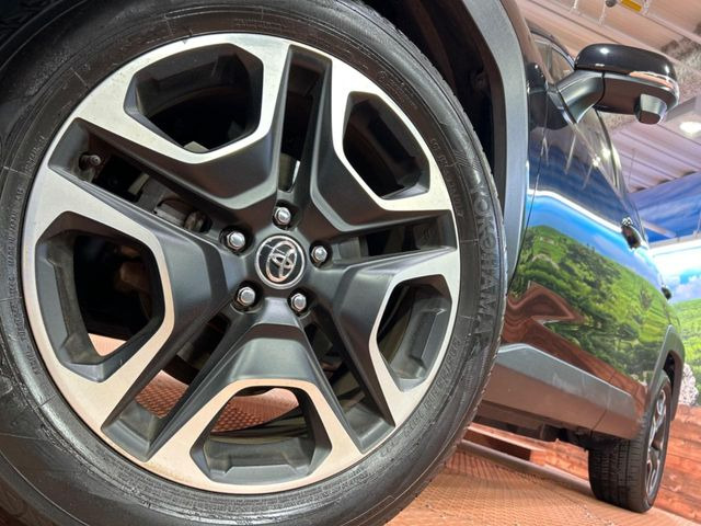 �y����19�C���`�A���~�z�C�[���z�O�ςɃ}�b�`���������A���~�z�C�[���𑕒����Ă���܂��B�e��ЊO�A���~�z�C�[����A�X�^�b�h���X�^�C�����戵�����Ă���܂��B���񂲑��k����������