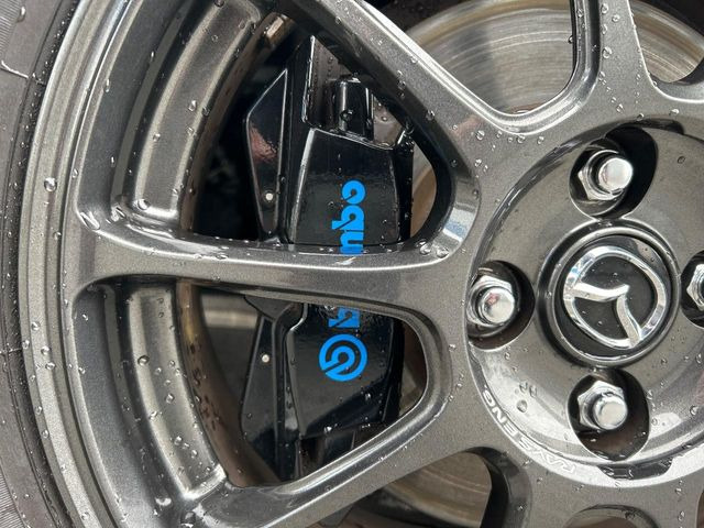 �y�u�����{���L�����p�[�z�n�C�p���[�ԗ��ɂ͋��͂ȃu���[�L���K�{!���E�̃X�[�p�[�J�[�ɂ��̗p�����C�^���A�̍������[�J�[�u�u�����{�v�𑕒�!�F�N�₩�ȃL�����p�[���X�|�[�e�B�Ȉ�ۂ��������Ă܂���