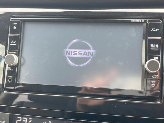 �y�����i�r�z�l�C�̏����i�r�𑕔����Ă���܂��B�i�r�̎g���₷���͂������A�I�[�f�B�I�@�\���[��!�L�����v�◷�s�͂������A�ʋ΂┃�����ȂǕ��i�̃h���C�u���y�����Ȃ�͂���