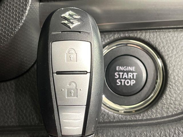 �y�L�[���X�X�^�[�g�V�X�e���z�J�o����|�P�b�g�ɓ��ꂽ�܂܂ł��h�A�̎{���E�������\�ȃX�}�[�g�L�[�𑕔��B�G���W���̃I���E�I�t�����J�M�����o���K�v����������Ƃ��Ă��֗��ł���