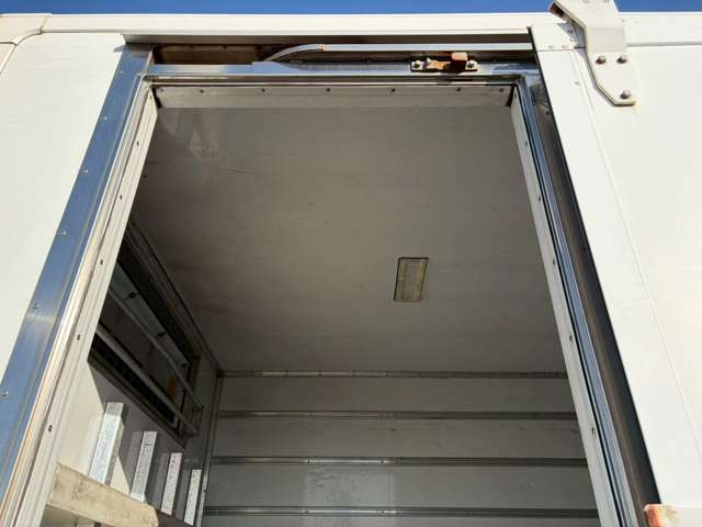 車体サイズも小型・中型・大型問いません!ご希望の車両もお探し致します!