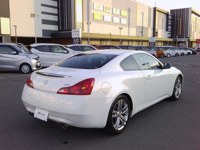 スカイラインクーペ3.7 370GT タイプP