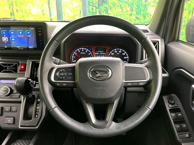 �y�X�e�A�����O�X�C�b�`�z�^�]���A�O������ڐ������炷���ƂȂ��A�I�[�f�B�I���̑��삪�\�ȕ֗��@�\!���S&���K�ȃh���C�u�����o���Ă���܂���