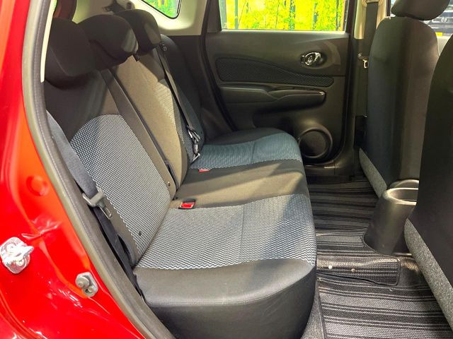 �R���p�N�g�J�[�ł����A�Z�J���h�V�[�g�͏\���ȍL����������K�ɂ���肢�������܂���V�[�g��|���đ傫�ȉו���ς񂾂�ƁA�p�r�̕����L��1��ł��B