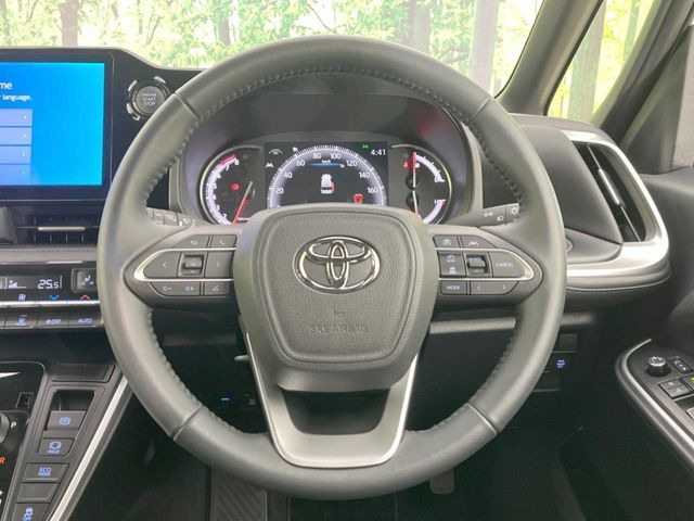 �y�����v�����X�e�A�����O�z�㎿�Ȋv���g�p���邱�ƂŁA��ɂ����������݂ƂĂ��^�]���₷���n���h���ł���