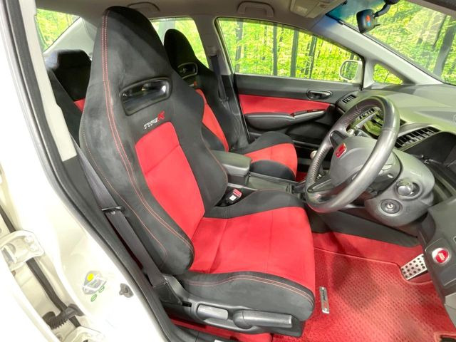 �y��p�X�|�[�c�V�[�g�z�z�[���h���ɗD��A�J�[�u���̑̂������}�����Ă���܂��B�܂��A�̂Ƀt�B�b�g���邩�獘��w�������ɂ����A�����O�h���C�u�⍂�����s�ł����K�ɂ��߂������������܂���