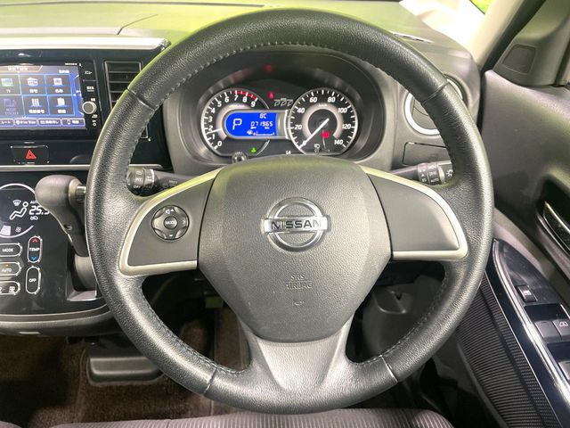 �y�����v�����X�e�A�����O�z�㎿�Ȋv���g�p���邱�ƂŁA��ɂ����������݂ƂĂ��^�]���₷���n���h���ł���