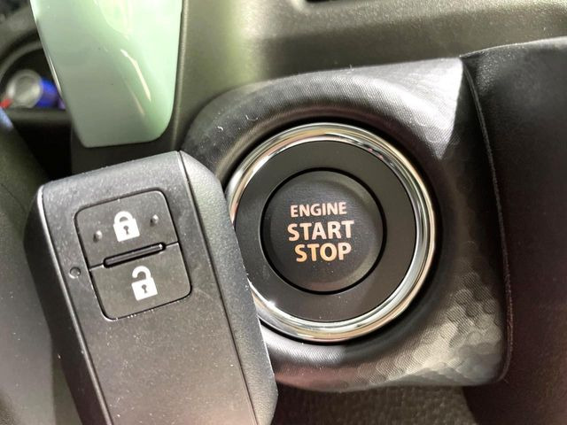 �y�L�[���X�X�^�[�g�V�X�e���z�J�o����|�P�b�g�ɓ��ꂽ�܂܂ł��h�A�̎{���E�������\�ȃX�}�[�g�L�[�𑕔��B�G���W���̃I���E�I�t�����J�M�����o���K�v����������Ƃ��Ă��֗��ł���