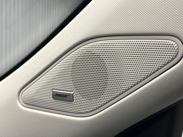 �yBOSE�T�E���h�z�Տꊴ���ӂ��N���A�ȉ����Ɣ��͂̂���ቹ�ŁA���s���ł����C�u���o�̃T�E���h��������ԓ��̂ǂ̐Ȃł����������y���߂܂�!