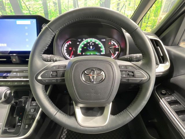 �y�����v�����X�e�A�����O�z�㎿�Ȋv���g�p���邱�ƂŁA��ɂ����������݂ƂĂ��^�]���₷���n���h���ł���