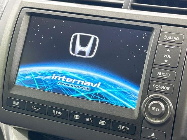 �y�����i�r�z�l�C�̏����i�r�𑕔����Ă���܂��B�i�r�̎g���₷���͂������A�I�[�f�B�I�@�\���[��!�L�����v�◷�s�͂������A�ʋ΂┃�����ȂǕ��i�̃h���C�u���y�����Ȃ�͂���