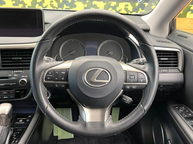 �y�����v�����X�e�A�����O�z�㎿�Ȋv���g�p���邱�ƂŁA��ɂ����������݂ƂĂ��^�]���₷���n���h���ł���