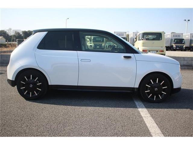 ���Ǝҗl�ւ̔̔��͂��f�肳���Ă��������܂��B �Ԍ������ԗ��̏ꍇ�́A�Ԍ����擾�������x�������z�ŕ\�����Ă���܂��B