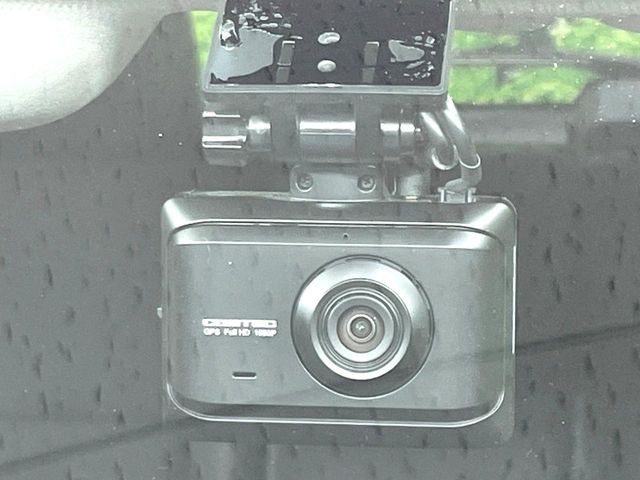 �y�h���C�u���R�[�_�[�z�h���C�u���R�[�_�[����!���s���͂������A������^�]�⎖�̂ɑ��������ہA�f���ŋL�^���A����̃��X�N�ɔ����܂��B���L�^�pSD�J�[�h�͂��q�l�����g�ł��������������K�v������܂��B