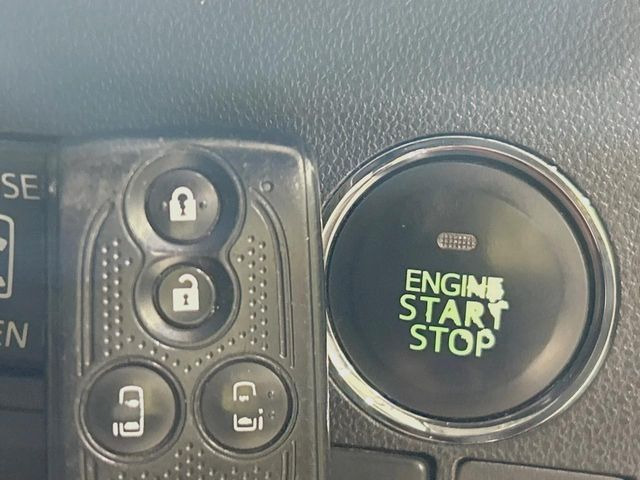 �y�L�[�t���[�V�X�e���z�J�o����|�P�b�g�ɓ��ꂽ�܂܂ł��h�A�̎{���E�������\�ȃX�}�[�g�L�[�𑕔��B�G���W���̃I���E�I�t�����J�M�����o���K�v����������Ƃ��Ă��֗��ł���