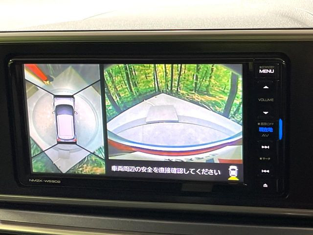 �y�p�m���}���j�^�[�z��p�̃J�����ɂ��A�ォ�猩���낵���悤�Ȏ��_��360�x�N���}�̎��͂��m�F���邱�Ƃ��ł��܂������p�������m�F���₷���A�����ꏊ�ł̐؂�Ԃ��⒓�Ԃ��X���[�Y�ɍs���܂��B