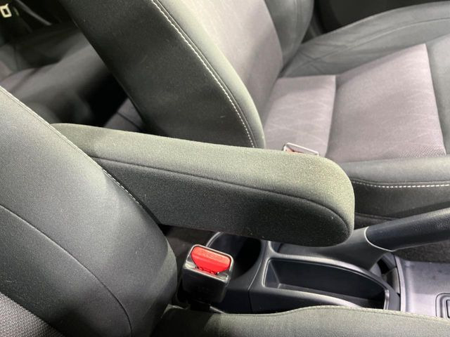 �y�A�[�����X�g�z�^�]���̐g�̂̕��S���y�����Ă����A�[�����X�g�𑕔���