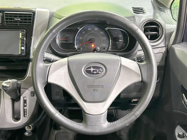 �y�����v�����X�e�A�����O�z�㎿�Ȋv���g�p���邱�ƂŁA��ɂ����������݂ƂĂ��^�]���₷���n���h���ł���