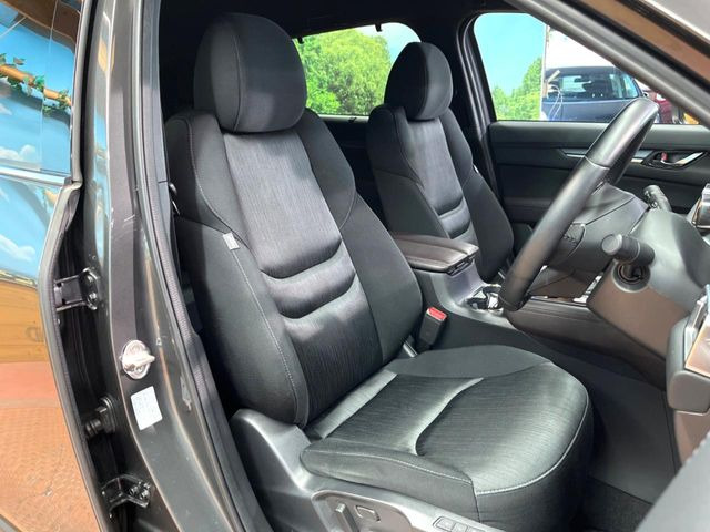 �^�]�Ȃ܂��ɂ͏\���ȃX�y�[�X������A�啿�ȕ��ł��������^�]���Ă�����������ł��B