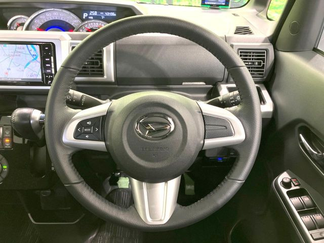 �y�����v�����X�e�A�����O�z�㎿�Ȋv���g�p���邱�ƂŁA��ɂ����������݂ƂĂ��^�]���₷���n���h���ł���