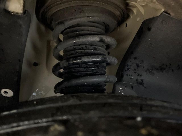 �����X�ł͑�O�ҋ@�ւɂ��ԗ��i���Ӓ�𓱓����A�C�����Ԃ�r���B�Ӓ菑�����s����܂��̂ŁA�ς��ƌ��������ł͕�����Ȃ��ӏ��܂Ŕ[��������ł��������������܂��B���ꕔ�����{�̏ꍇ���������܂��B