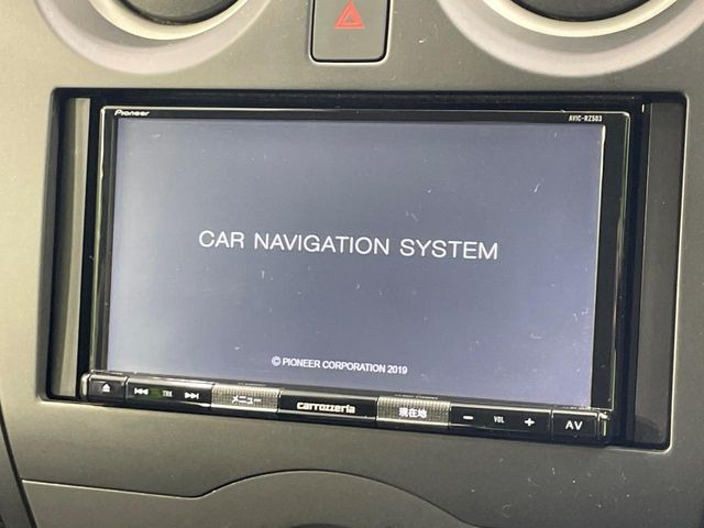 �y�i�r�Q�[�V�����z�g���₷���i�r�ŖړI�n�܂ł�������ē����Ă���܂��B�e��I�[�f�B�I�Đ��@�\���[�����Ă���A���Ԃ̉^�]������Ɋy�����Ȃ�܂�!!