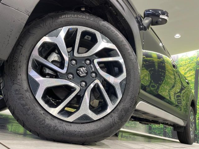 �y����16�C���`�A���~�z�C�[���z�O�ςɃ}�b�`���������A���~�z�C�[���𑕒����Ă���܂��B�e��ЊO�A���~�z�C�[����A�X�^�b�h���X�^�C�����戵�����Ă���܂��B���񂲑��k����������