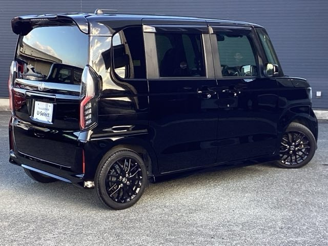 N-BOXカスタムL ターボ スタイルプラス ブラック