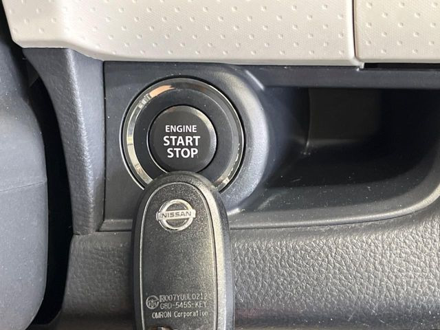 �y�X�}�[�g�L�[�z�J�o����|�P�b�g�ɓ��ꂽ�܂܂ł��h�A�̎{���E�������\�ȃX�}�[�g�L�[�𑕔��B�G���W���̃I���E�I�t�����J�M�����o���K�v����������Ƃ��Ă��֗��ł���