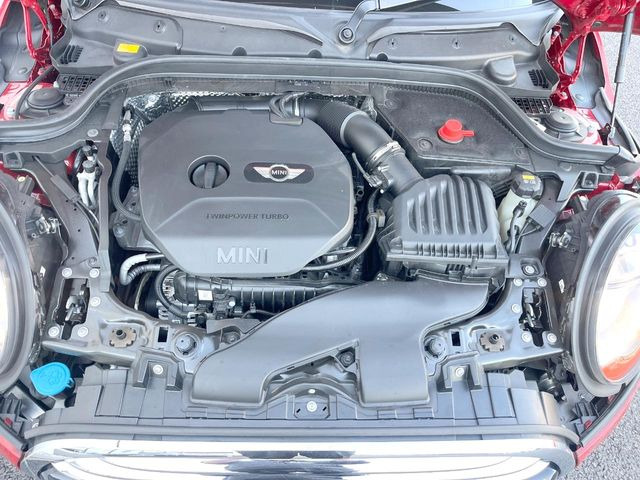 �����X�ł́A�e���[�J�[�̐�p�f�f�e�X�^�[�𓱓��B���Ǝ��i�����e�N�j�J���X�^�b�t���풓���Ă���܂��̂ŁA������̍ۂɂ����S���Ă����p���������܂��B