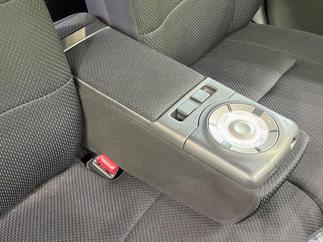 �y�A�[�����X�g�z�^�]���̐g�̂̕��S���y�����Ă����A�[�����X�g�𑕔���