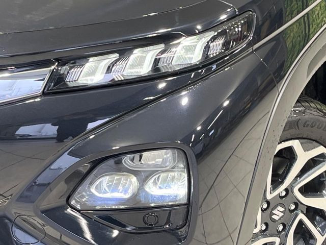 �yLED�w�b�h���C�g�z���V����ԑ��s�����ǍD�Ȏ��E���m�ۂ����S���ĉ^�]�ł��鍂�P�xLED�w�b�h���C�g�𑕔�!�_�����x�������A����d�͂��}�����Ă��܂��B