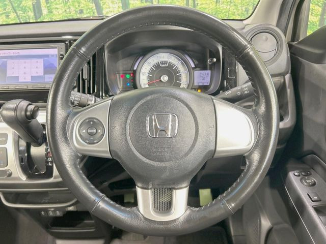 �y�����v�����X�e�A�����O�z�㎿�Ȋv���g�p���邱�ƂŁA��ɂ����������݂ƂĂ��^�]���₷���n���h���ł���