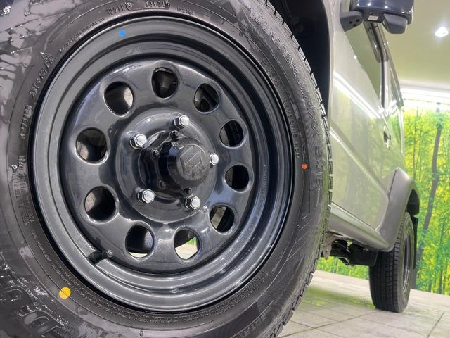 �y����15�C���`�A���~�z�C�[���z�O�ςɃ}�b�`���������A���~�z�C�[���𑕒����Ă���܂��B�e��ЊO�A���~�z�C�[����A�X�^�b�h���X�^�C�����戵�����Ă���܂��B���񂲑��k����������